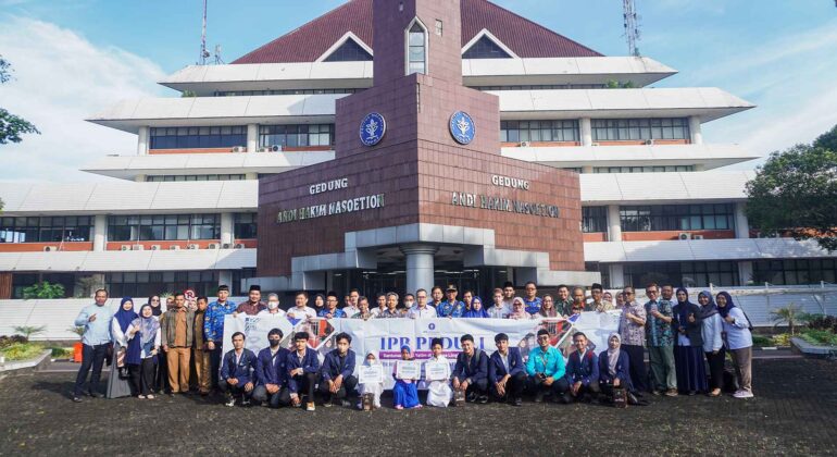 IPB-Peduli-Santunan-Anak-Yatim-Wakaf-IPB-University